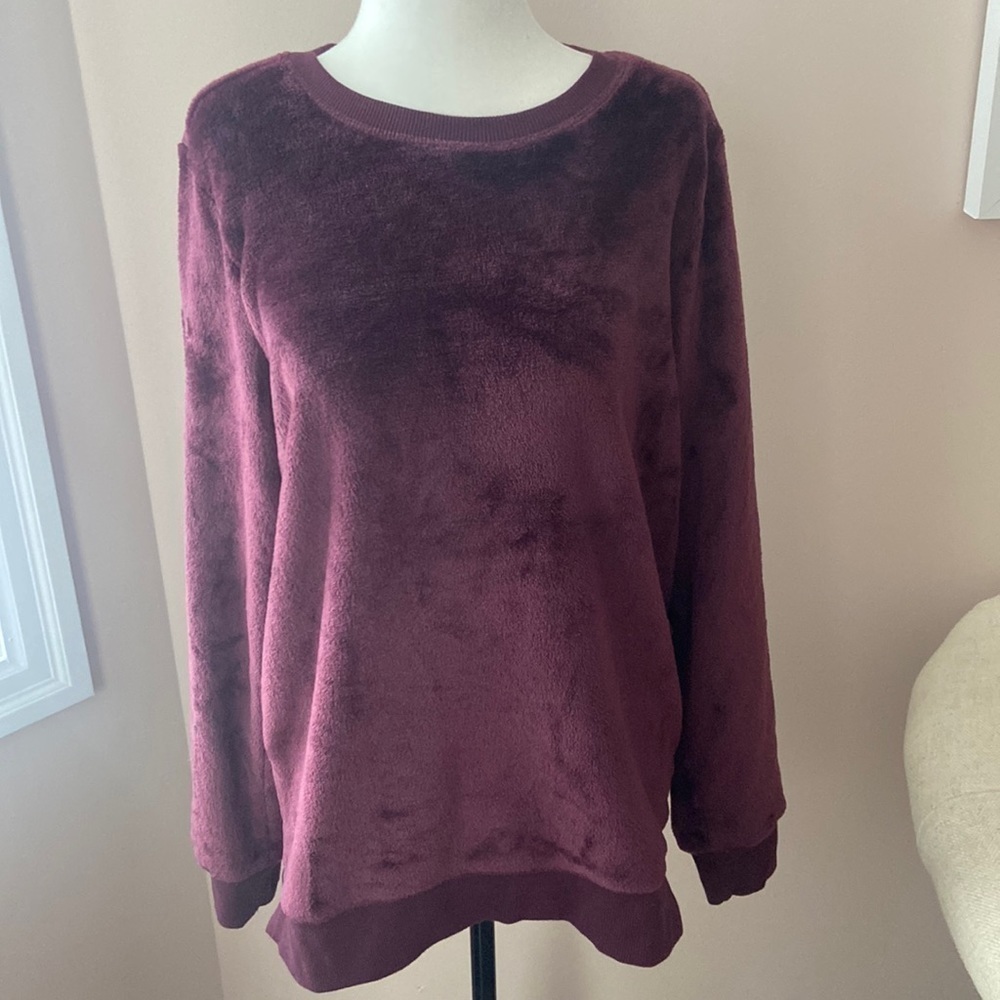 GAIAM L Super Soft Faux Fur Fleece Sweater